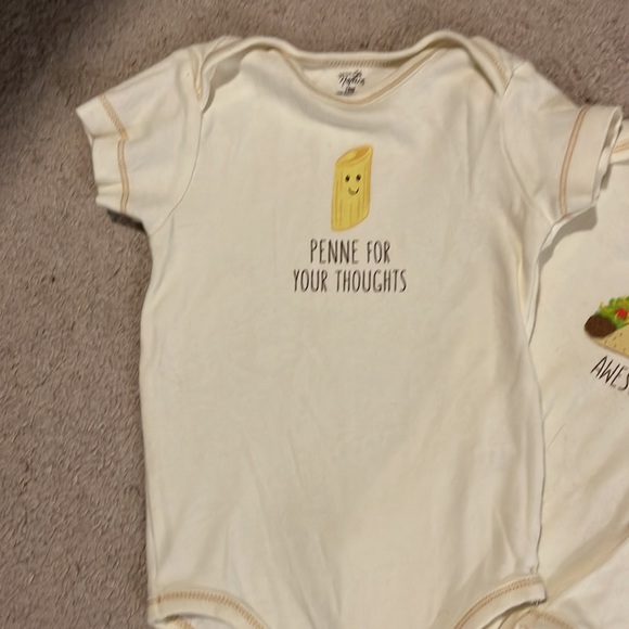 Touched by Nature Foodie Onesies 18M Bundle (4) - Picture 6 of 15